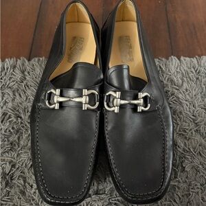 Salvatore Ferragamo Parigi Drivers Gently Used Black Leather Men’s 13D